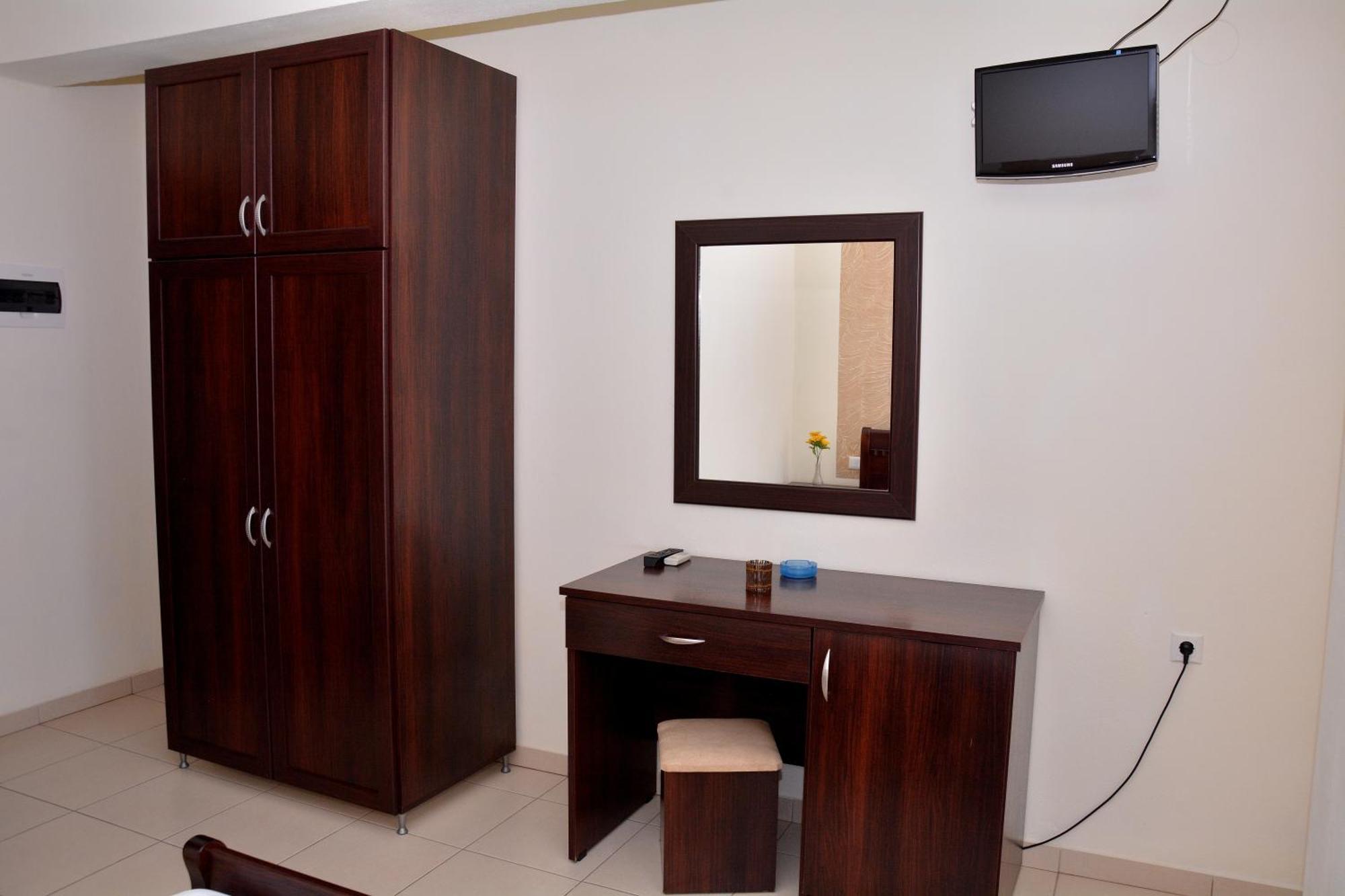 Hotel Paris Paralía Dış mekan fotoğraf
